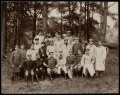 Участники парфорсной охоты 1903.jpg