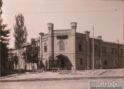 Ташкентская школа прапорщиков - здание.jpg